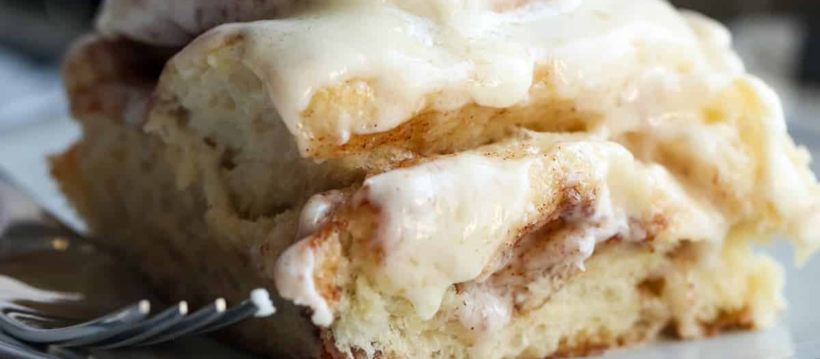 Super Fluffy Pumpkin Cinnamon Rolls